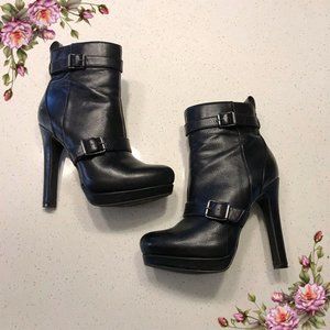 Simply Vera Vera Wang Black Ankle Heeled Boots